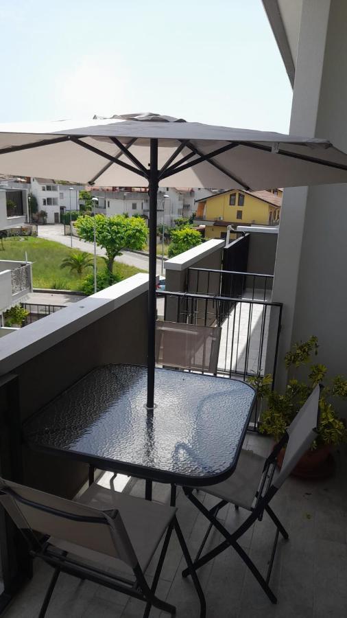 Casa Vacanze Mare Di Paestum Apartment Exterior photo